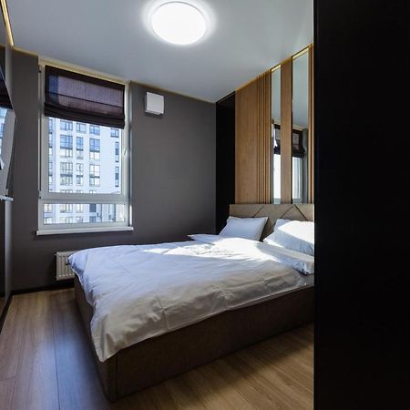 Fayna Town - Loft Black - Nyvky كييف المظهر الخارجي الصورة